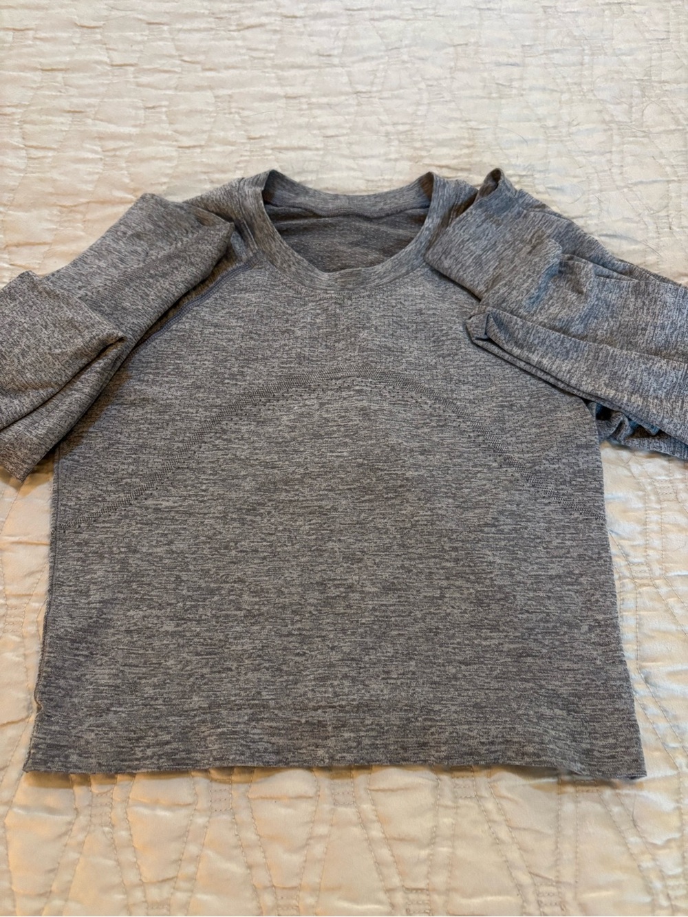lululemon athletica Heather Gray Long-Swiftly Long Sleeve Crew Top